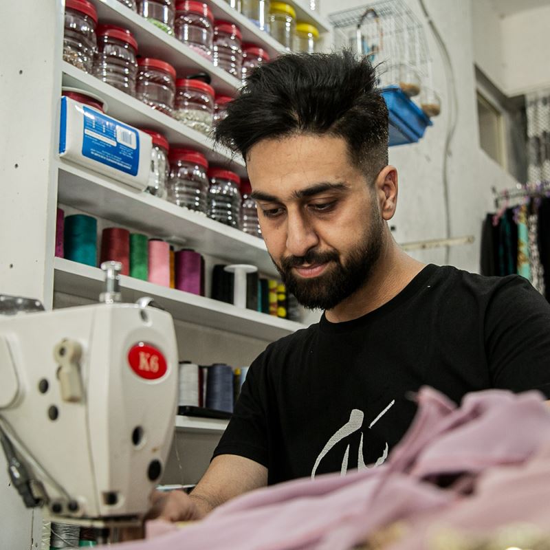 Iyad is working in his shop in Şanlıurfa in August 2023. INGEV's business development centre provided him with trainings and a startup grant to open his own business. Nadine Al Lahham