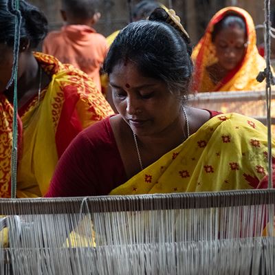 Transforming Textile Production: Women's Training in Circular Bedding Manufacturing from Garment Waste