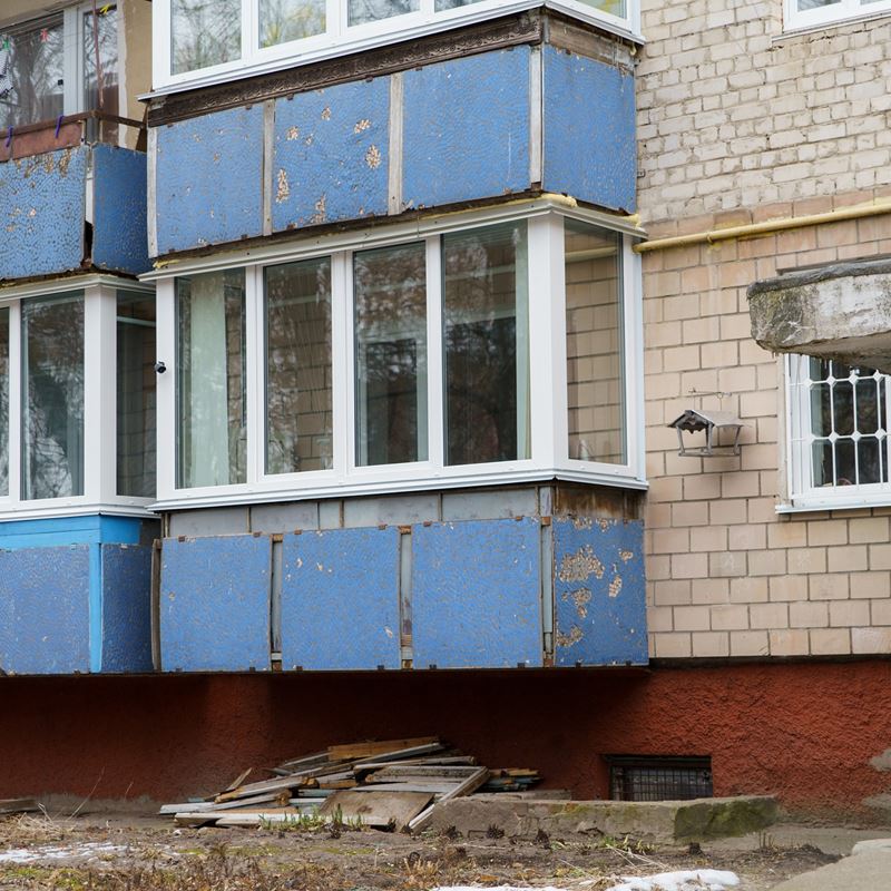 The new windows in one of the apartments in Chernihiv.©DRC Ukraine, Chernihiv oblast, 2023, Volodymyr Cheppel.